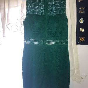Green lacy formal dress